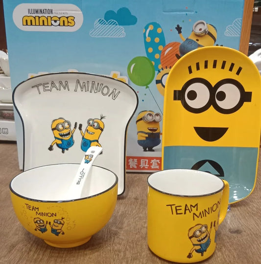 Minion Mania 5Piece Dining Gift Set