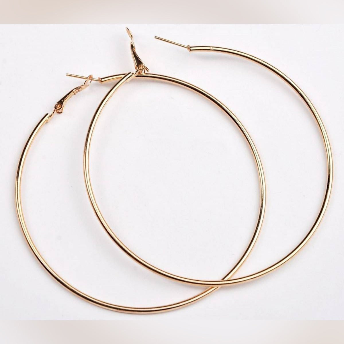 round hoop Ear Ring